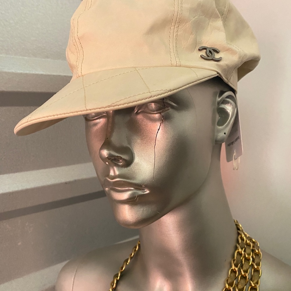 🎁 Chanel Lambskin LEATHER CC LOGO diamond quilted baseball cap HAT